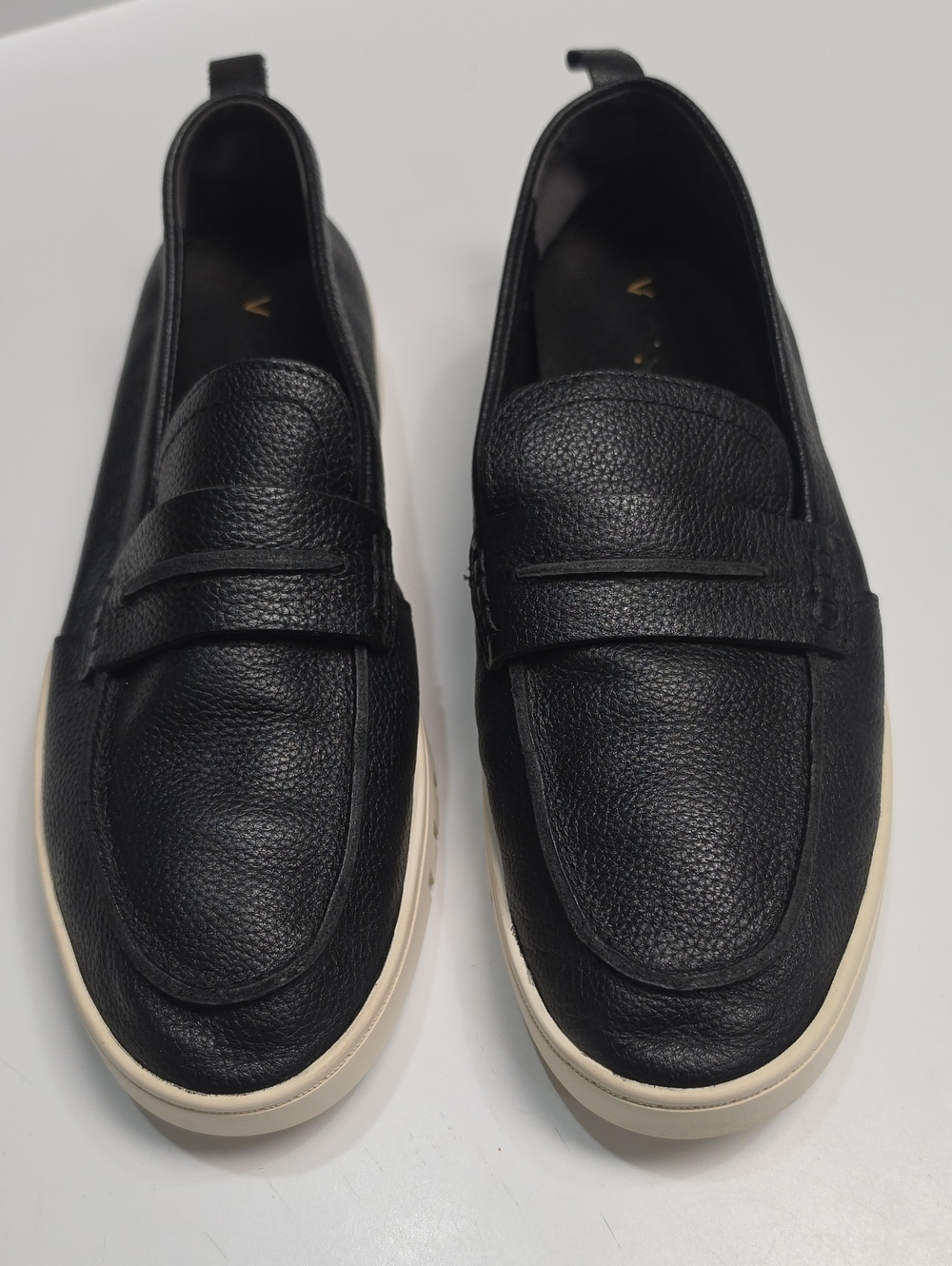 Vionic Chantel Leather Penny Loafer Sneaker Flat – Black - Size 9.5